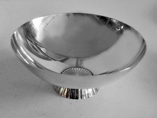 Georg Jensen: Schale Nr. 823 "Bernadotte"