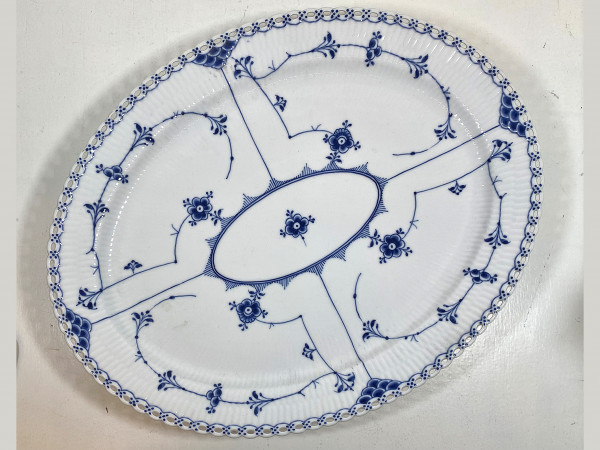 Vollspitze / Full Lace: Servierplatte 41 cm, oval
