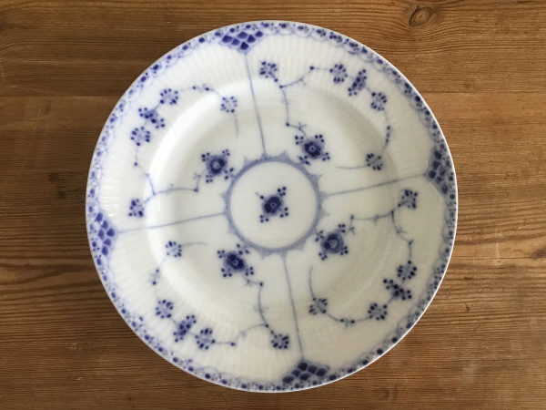 Halbspitze / Half Lace: Menüteller, klein