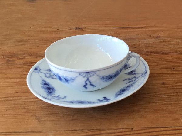 Empire: Teetasse mit Untertasse