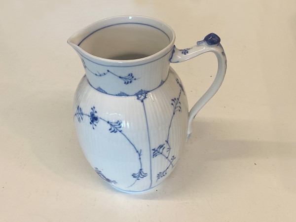 Musselmalet / Blue Fluted: Milchkrug, medium