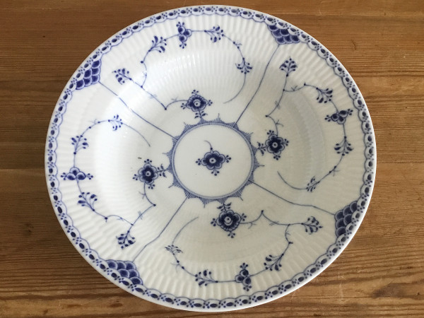 Halbspitze / Half Lace: Suppenteller, groß