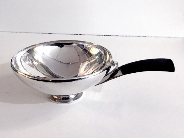 Georg Jensen: Schale mit Ebenholzgriff Nr. 812