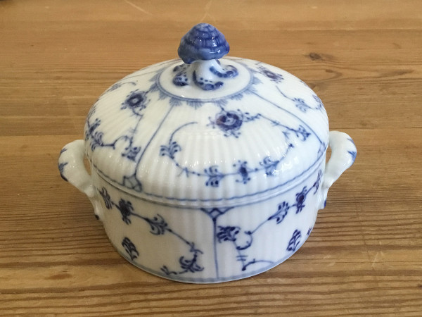Musselmalet / Blue Fluted: Butterdose