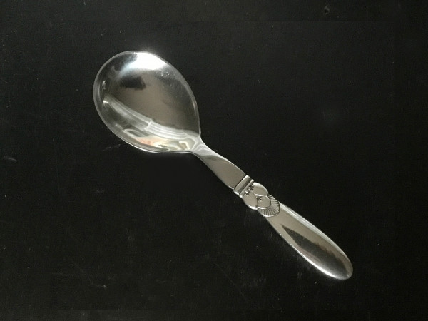 KAKTUS (Georg Jensen): Servierlöffel, klein mit Stahl