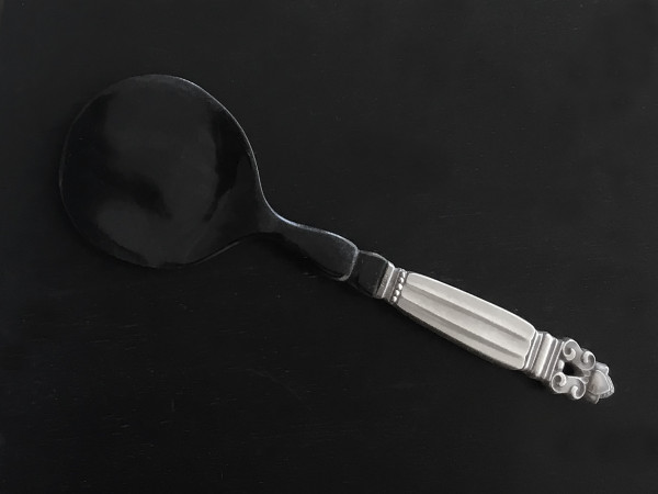 KÖNIG / ACORN (Georg Jensen): Pastetenheber mit Horn