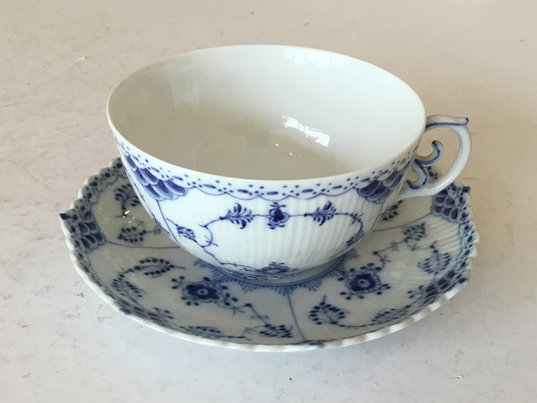 Vollspitze / Full Lace: Teetasse XXL mit Untertasse