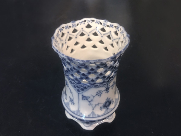 Vollspitze / Full Lace: Becher / Vase, groß