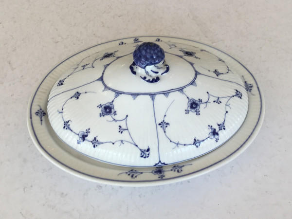 Musselmalet / Blue Fluted: Ovale Schüssel mit Deckel